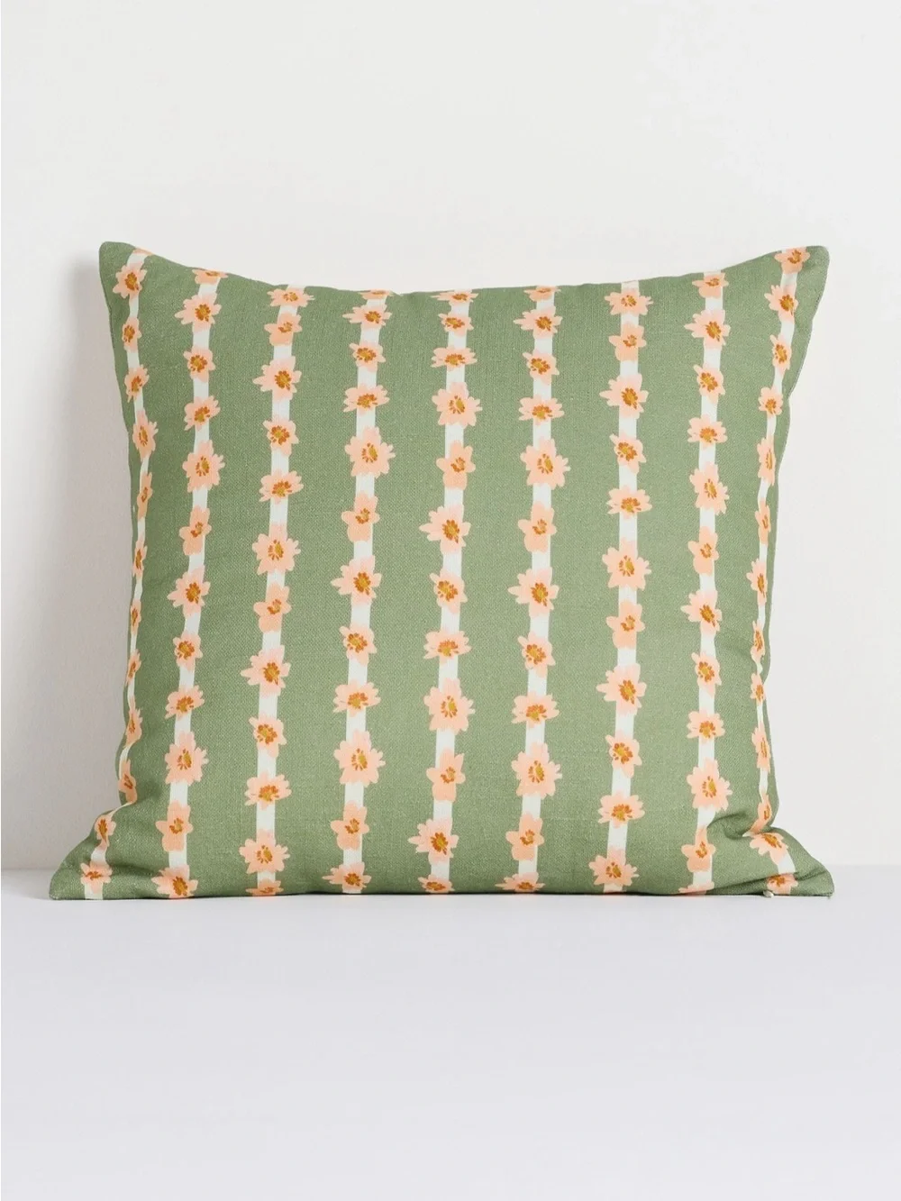 NWT Anthropologie Anela Cotton Printed Animal Pillows in Green Parrots